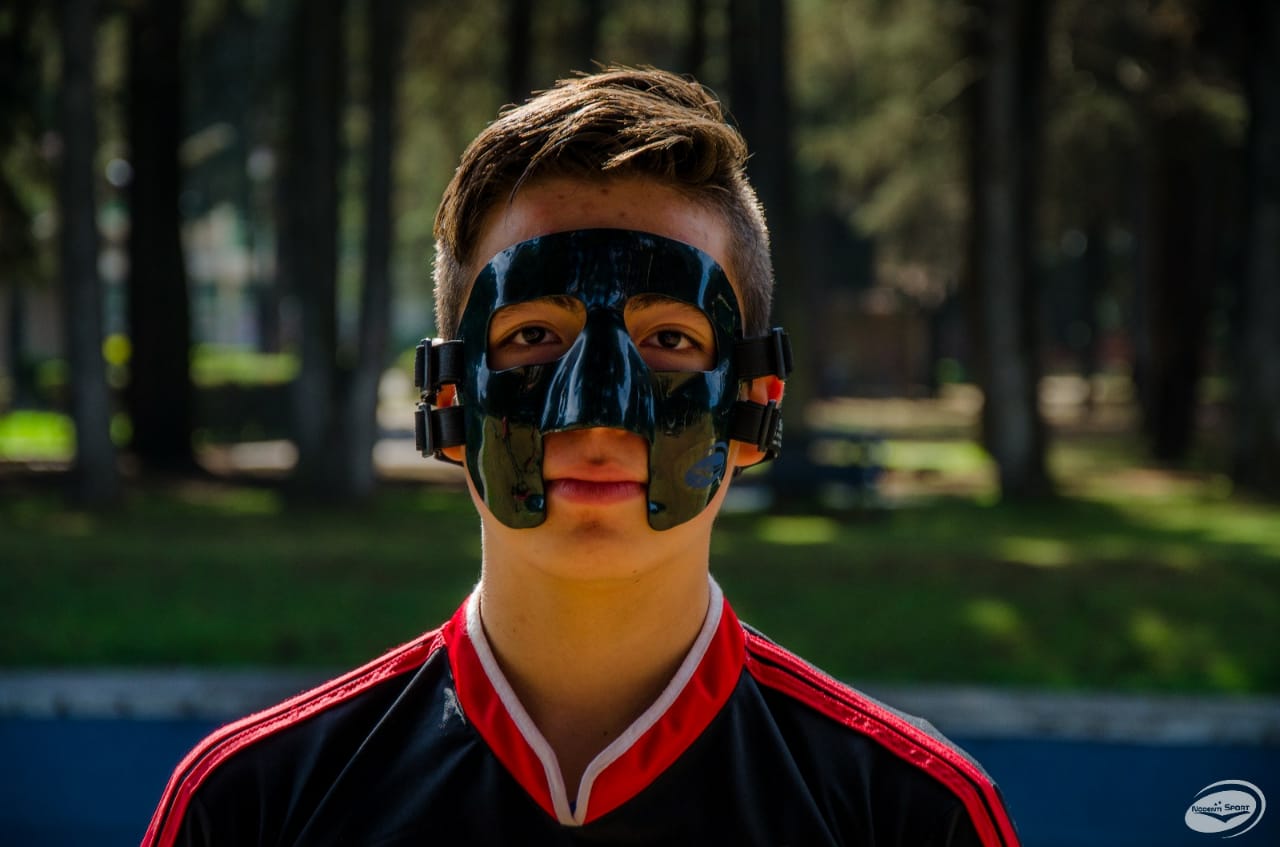 Nodenti Sport: Protectores nasales para fracturas Guardas dentales  personalizadas y protectores faciales hechos a la medida para deportistas  de deportes de contactos